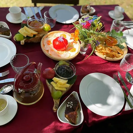 Prek Bjeshka بيت ضيافة 3*